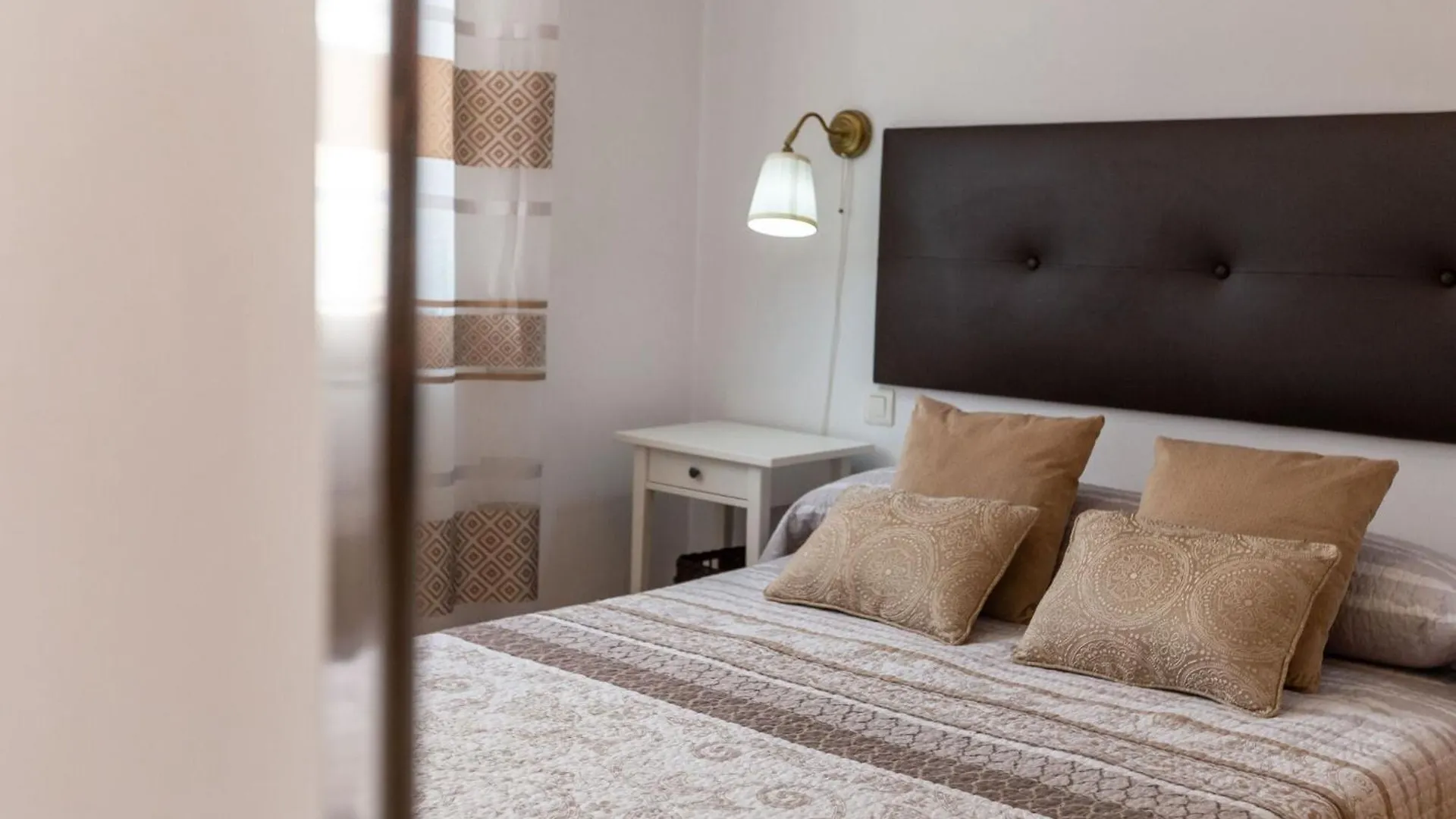 Tolox 1 - Apartment In Tolox Free Wifi 0*,  Spain