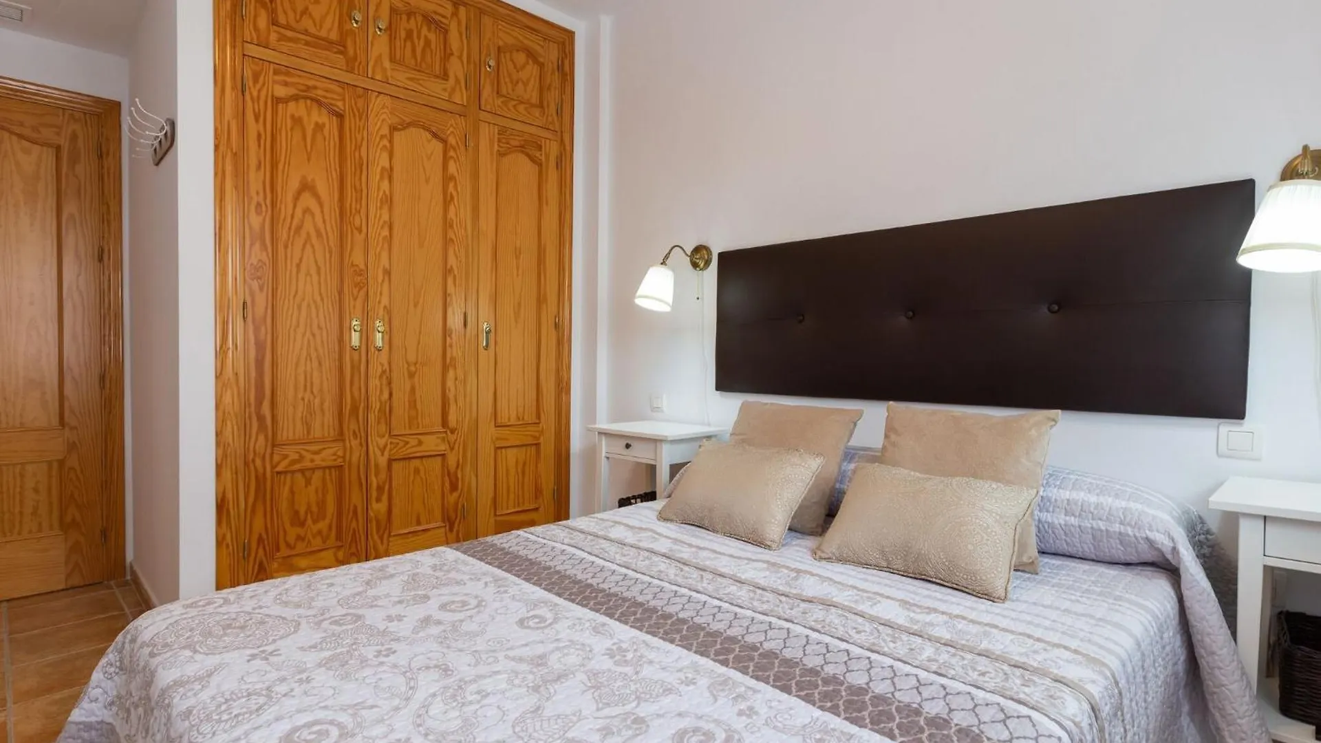 Tolox 1 - Apartment In Tolox Free Wifi Holiday home