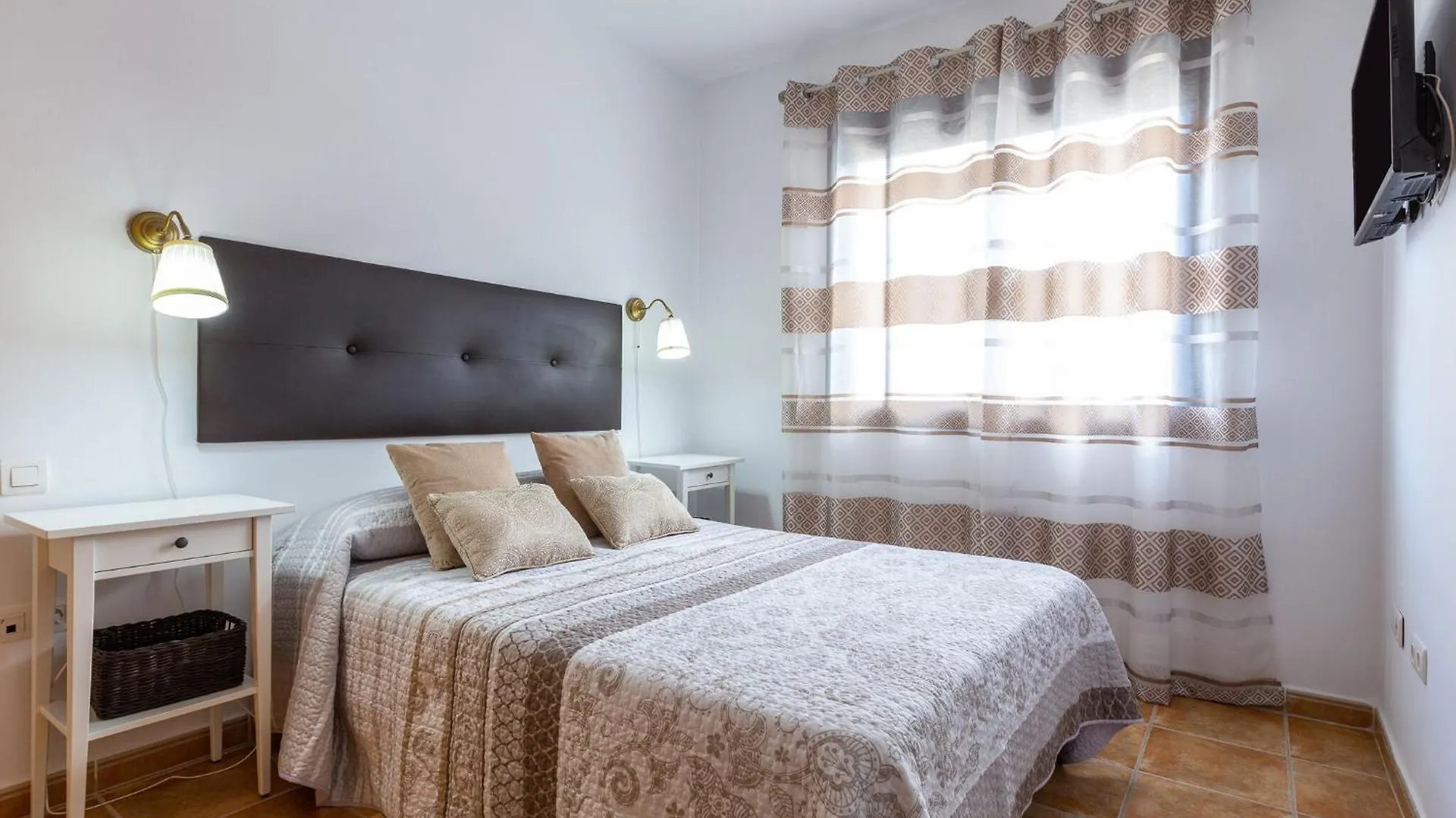 Tolox 1 - Apartment In Tolox Free Wifi Holiday home